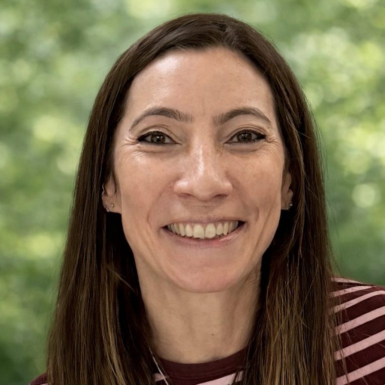 A female psychologist specialising in working with women's issues personally and professionally and neurodiversity. Dr Anna Kaufman - CAT Therapist - Cognitive Analytic Therapist